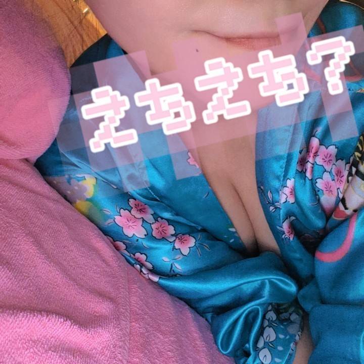 夜の道は危ないから…私に密着しよ？💕