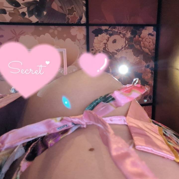 衣装が…おっぱいで止まっちゃうの💕【残り2日】