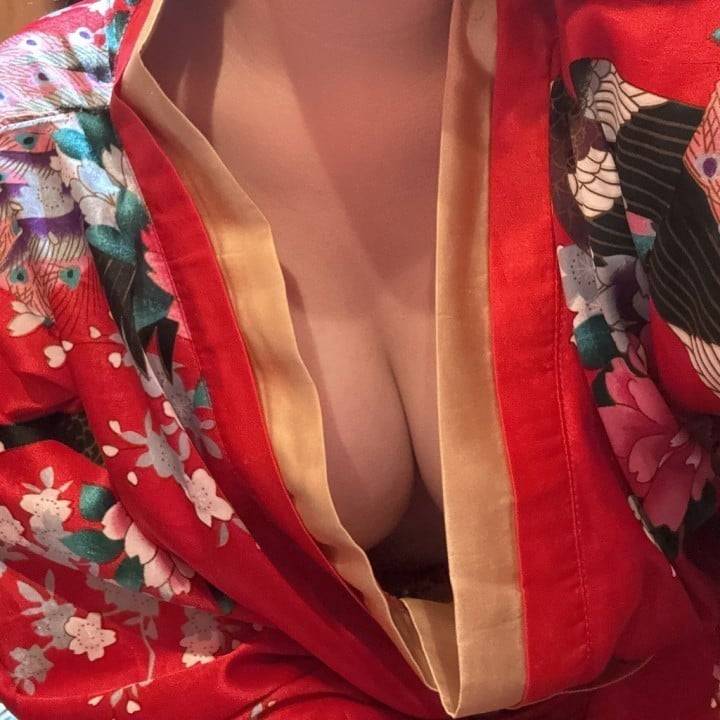 |ω･)ﾁﾗ