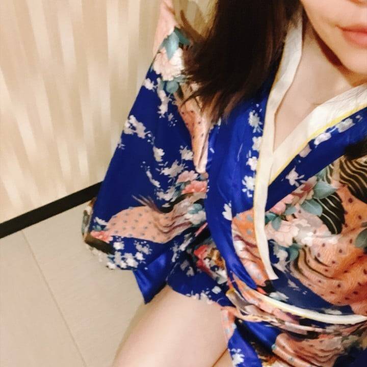正座でお待ちしてますよ〜