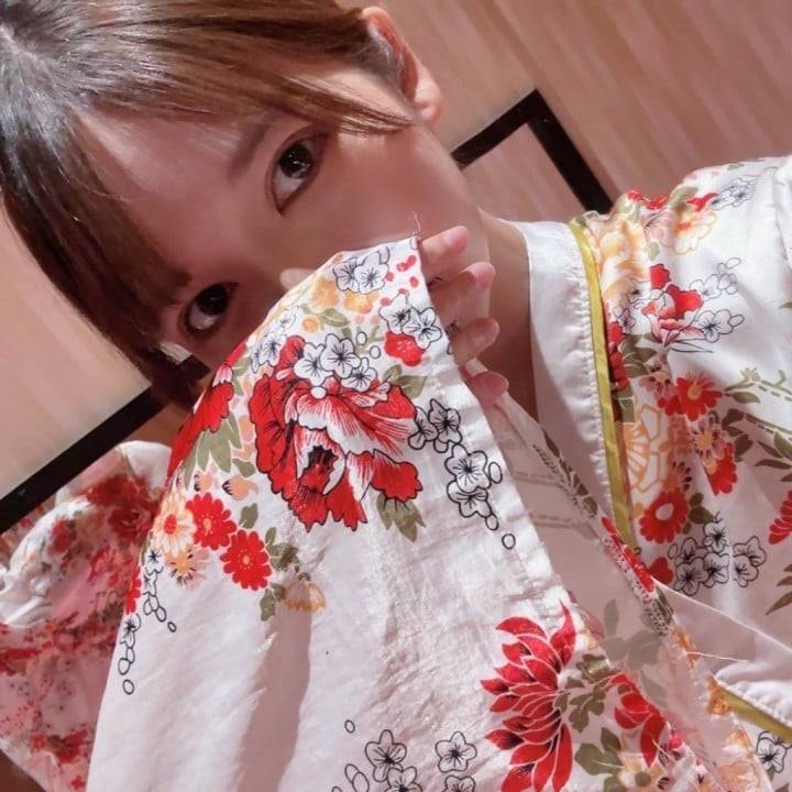 今日は白！