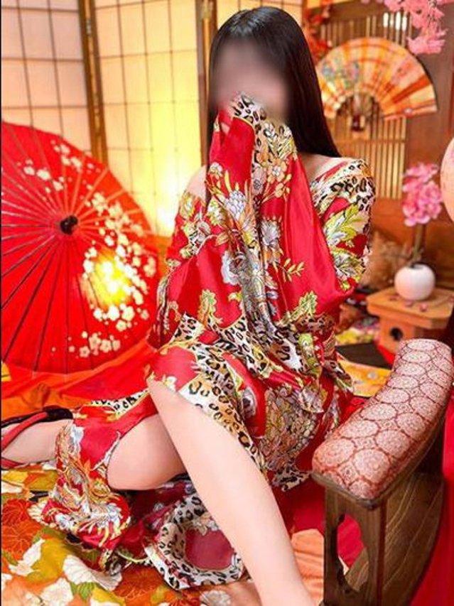 芽依(めい)（乙姫宴）