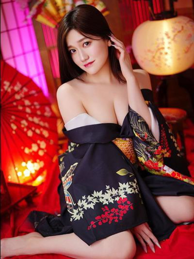 紫埜(しの)（乙姫宴）