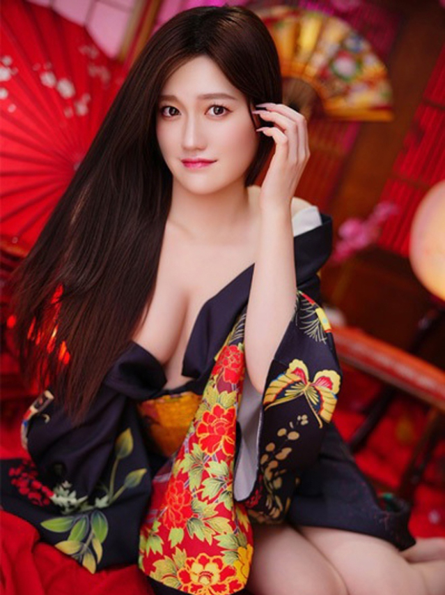 紫埜(しの)（乙姫宴）