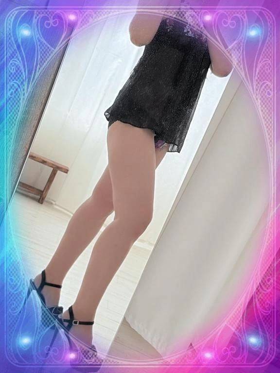 今日は午後から本業♡