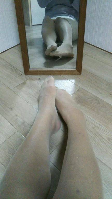 久々に膝上スカート