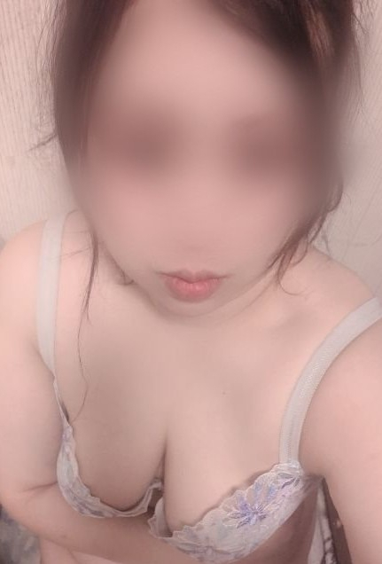 あやね★未経験パイパンのドM（ぽっちゃりmateマシュマロ）