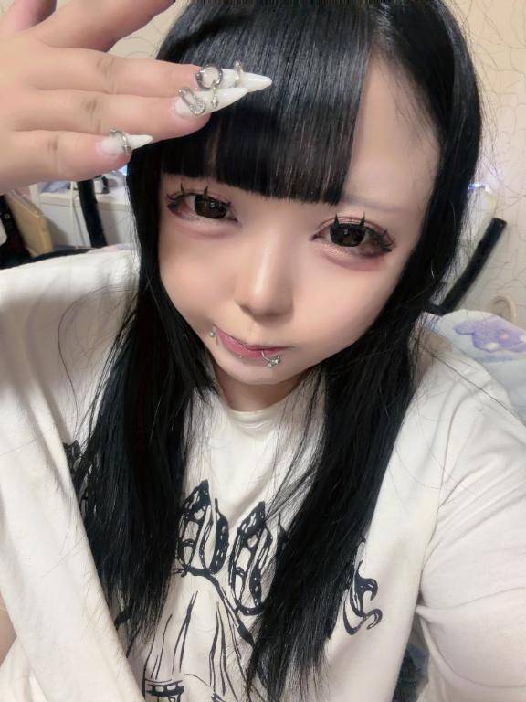 前髪切りすぎた?