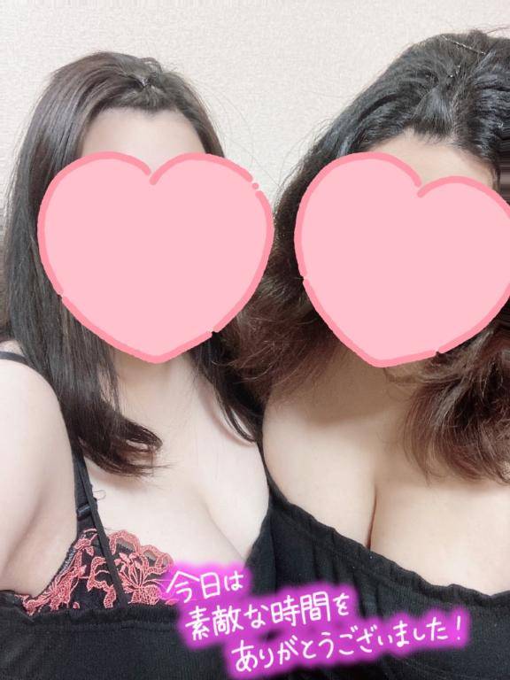 ??3Pの乳首舐めとフェラで濃密プレイ??