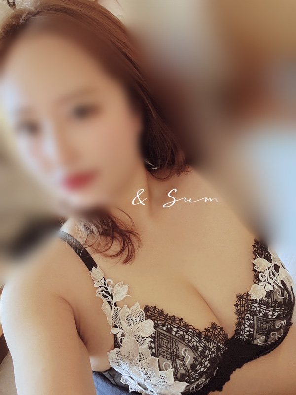新井かれん☆セレブ系美人妻