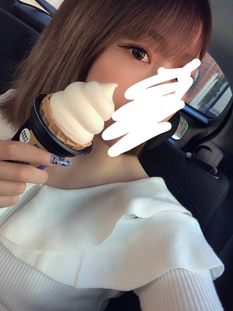 くりーむ🍨🤍