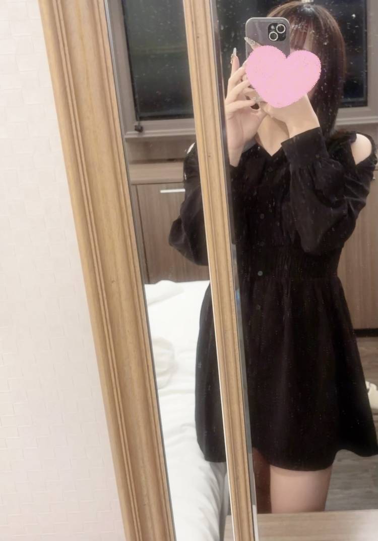 かわいい服買ったよ♡
