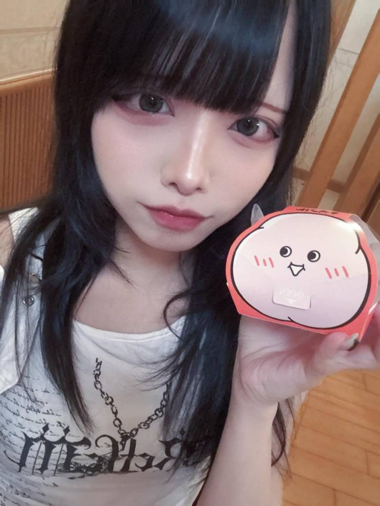 はぴ૮₍ ˶ᵔᵕᵔ˶₎ა   