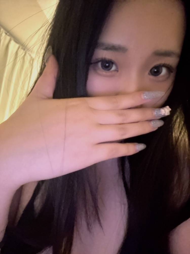 本日ラスト出勤🥺💕ご予約お待ちしております🫶