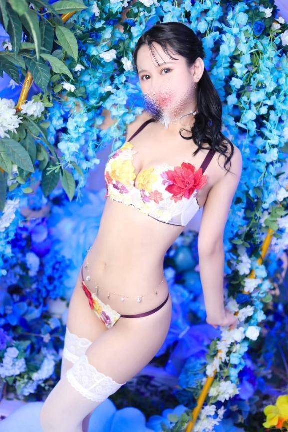 欲しがりなアソコでも許してね♡