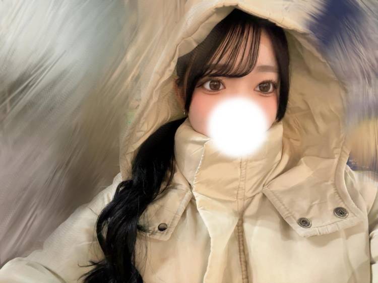 🌈：雨の日は寂しいなぁ🌧️
