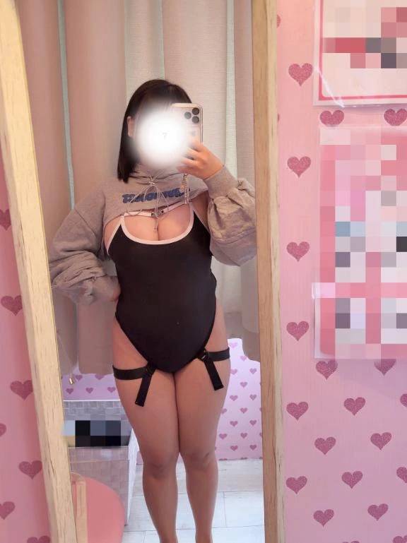 ☆ねる(24)☆大人気ロリ巨乳