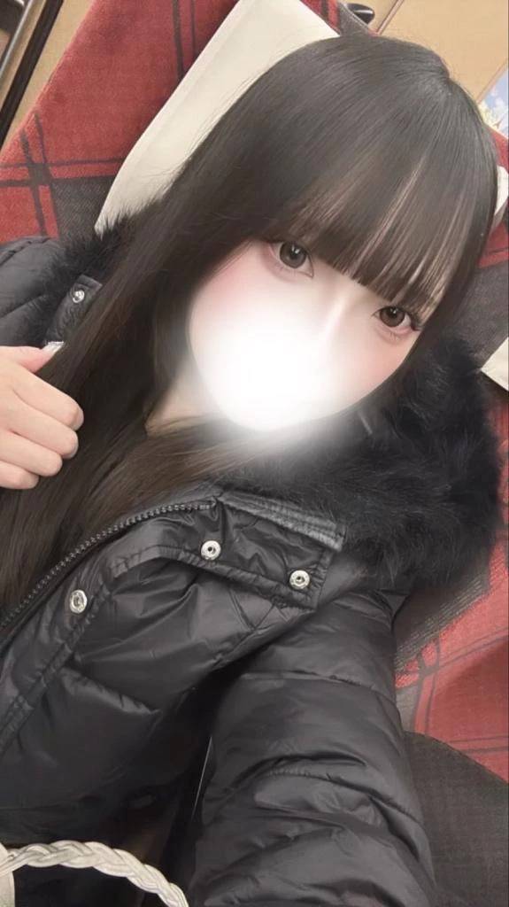 本当はね、お布団の中でずっと妄想してたの……💭