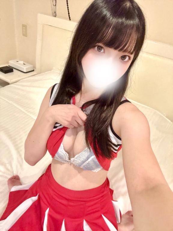 言葉にできない気持ちを、唇にぜんぶ込めて。💭