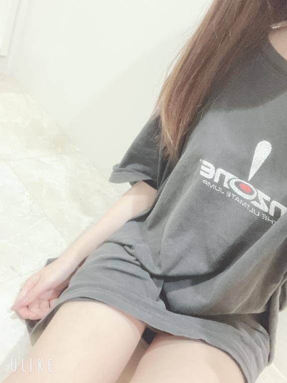 部屋着の女の子ってエロくない？🫣♡