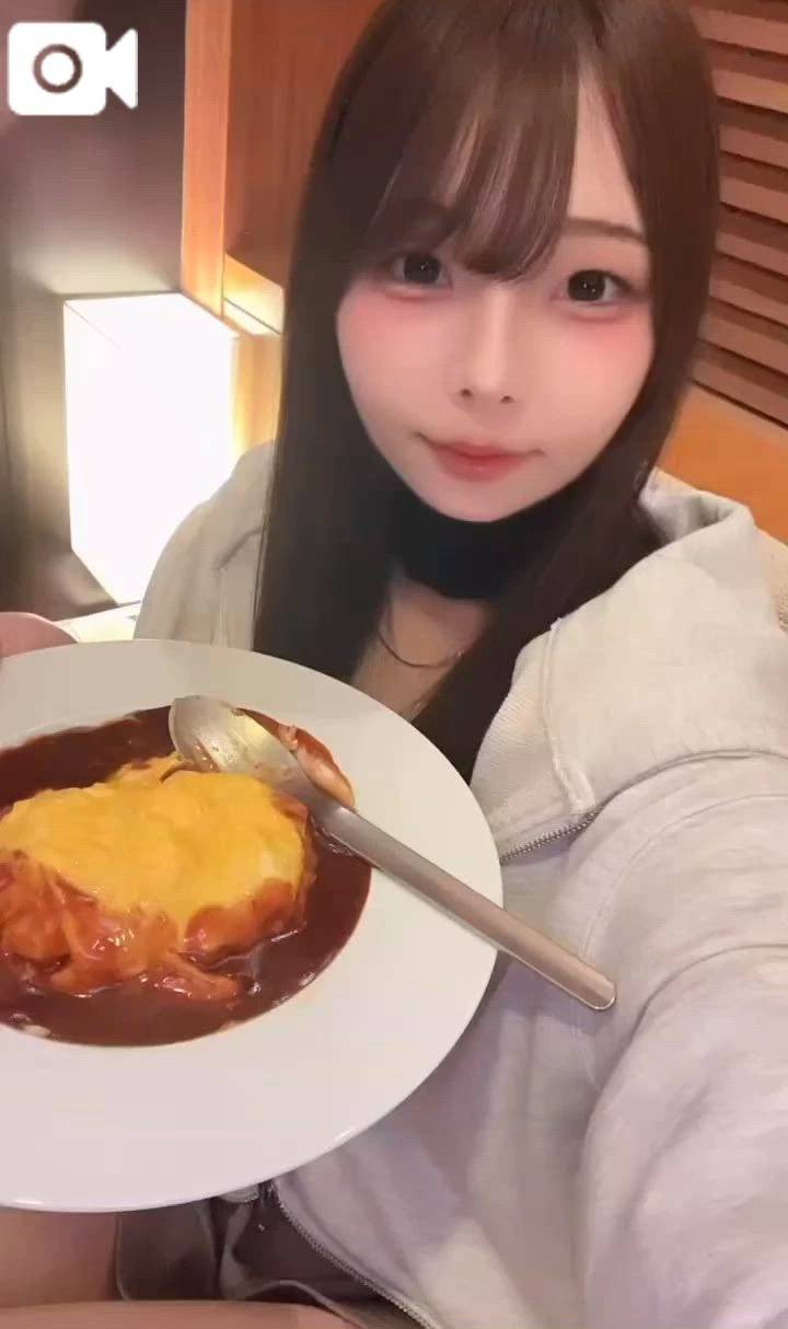 おむおむ🍳🍅🍚