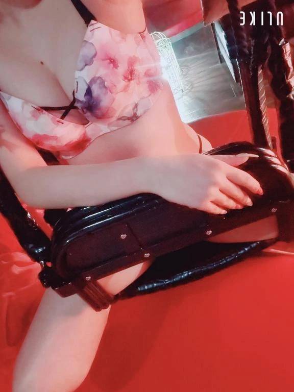 出勤してます