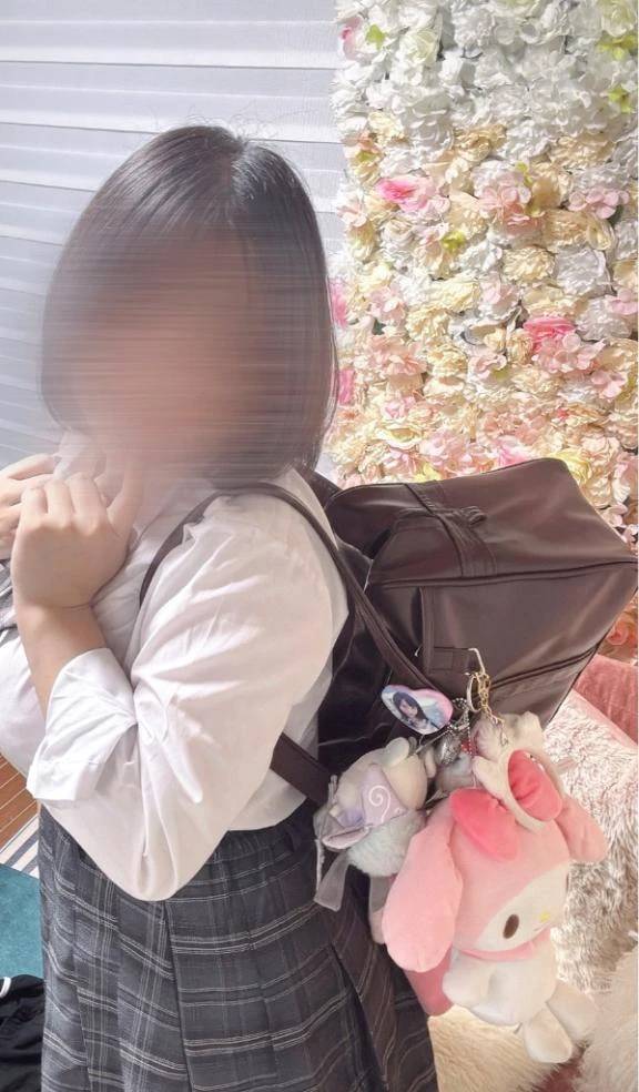 制服訪問でこの子が来るよ💖