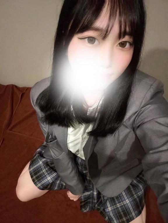 写真じゃ隠せない、えっちな癖あります