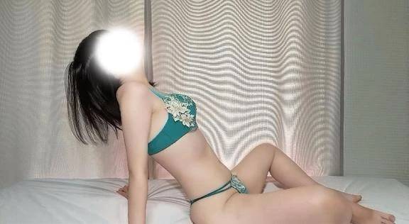 毛布の中で😳