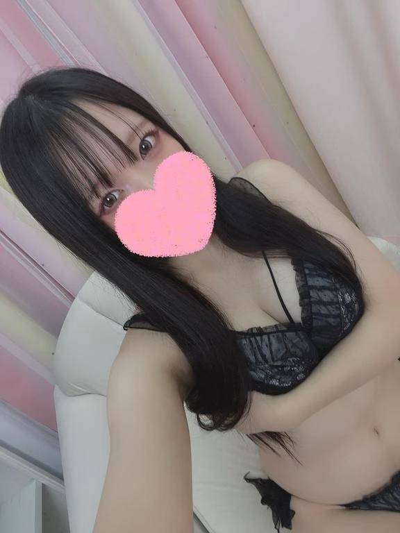-童顔のHカップって需要ある？
