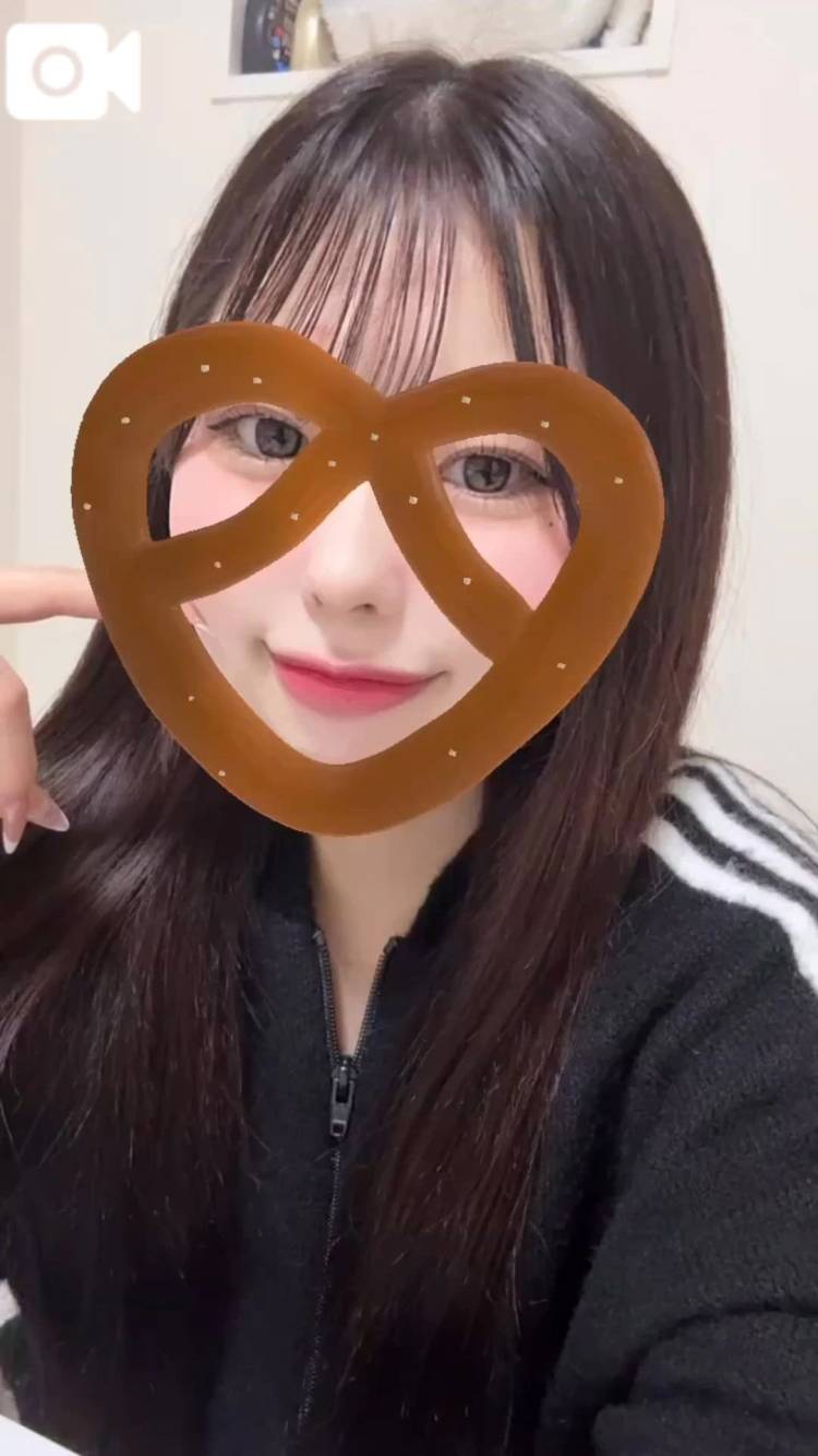 🎀 今月最終日(*•̀ㅂ•́)و✧ 🎀