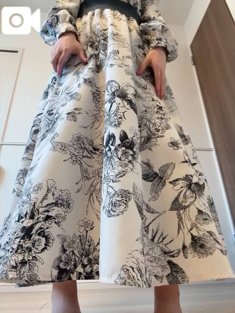 ♡スカートめくり♡