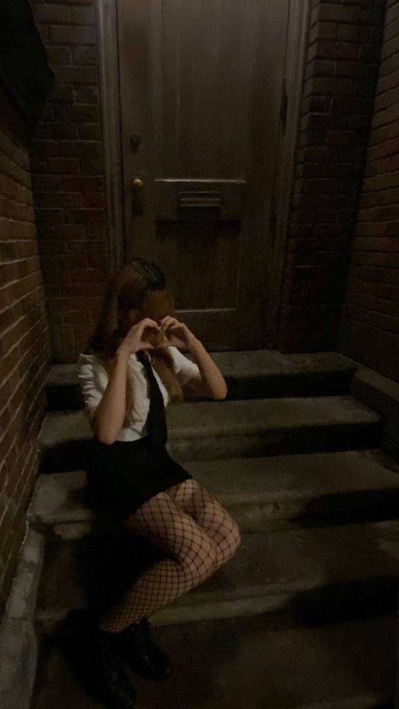 明日出勤します?