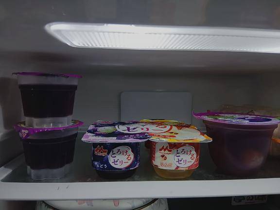 誰がぶどうゼリー担当なんだ