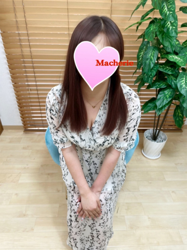 篠崎るな（RANKAN.Ma cherie-マシェリ-）