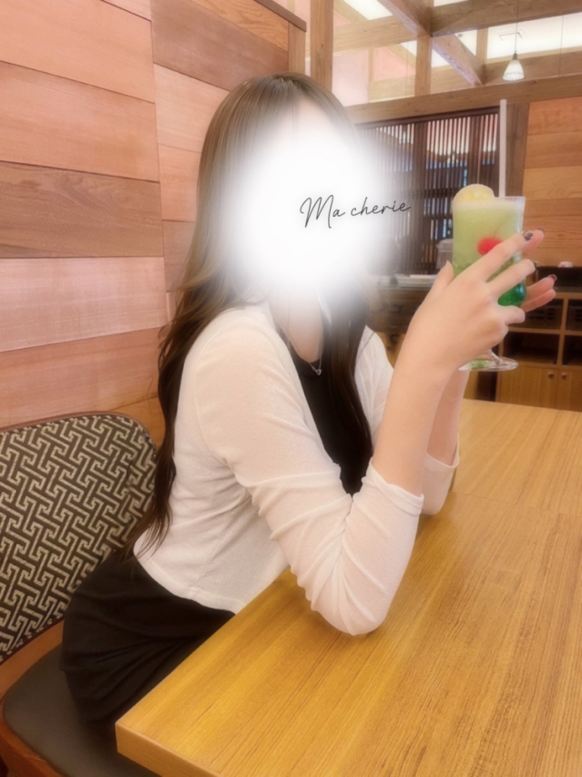 中嶋みか（RANKAN.Ma cherie-マシェリ-）