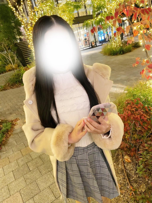 綾瀬ゆいか（RANKAN.Ma cherie-マシェリ-）