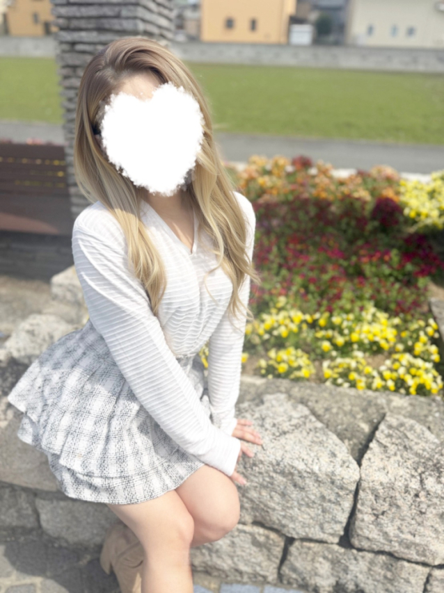 桜田ねね♡new!!（RANKAN.Ma cherie-マシェリ-）