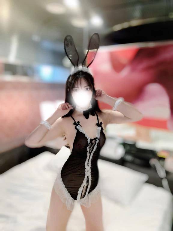 ぼんきゅぼん🤍🤍