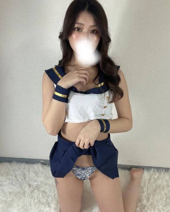 明日祝日だよ💕