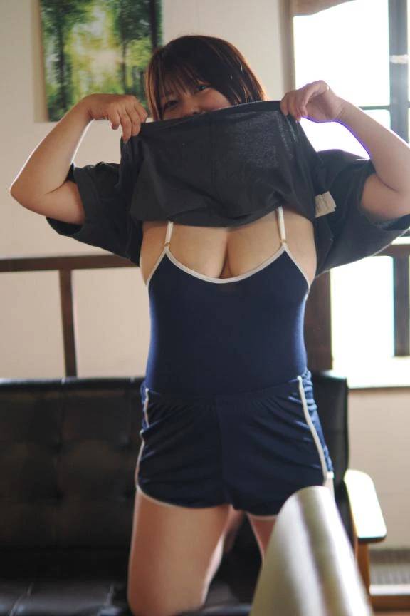 コスプレは🤫