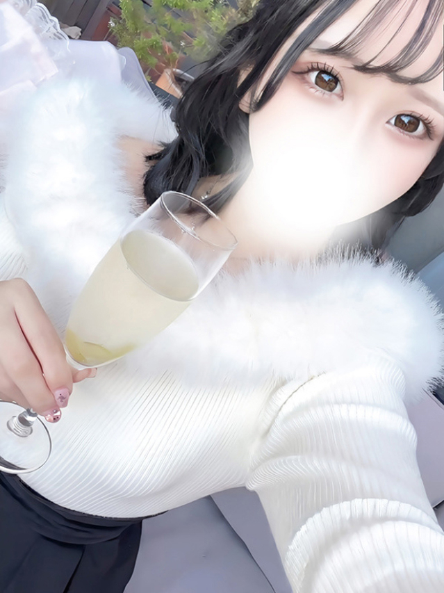 新人ひなの【GOLD】（ラブマシーン広島〔ラブマシーングループ〕）