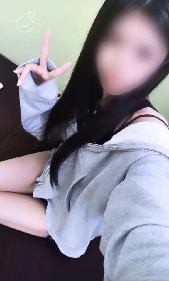 出勤⁇