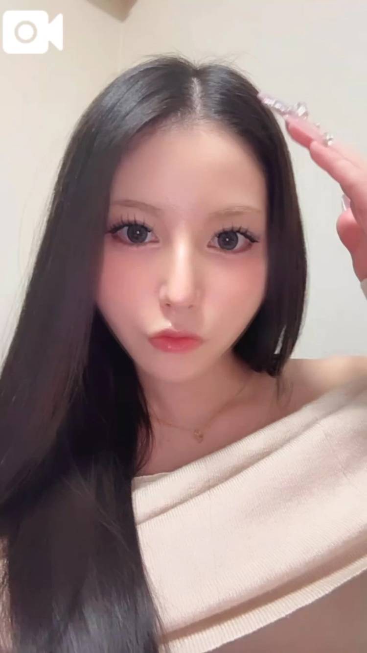 てれさ