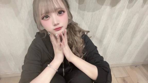 るり