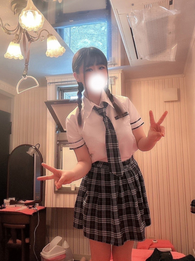 めい