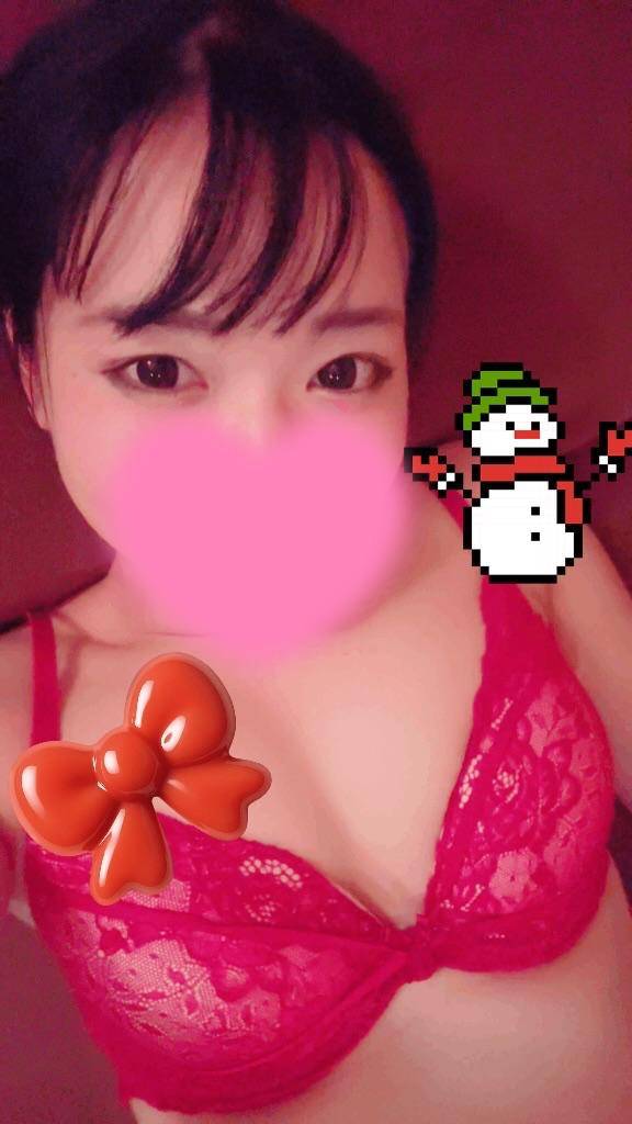 赤いブラでクリスマス??