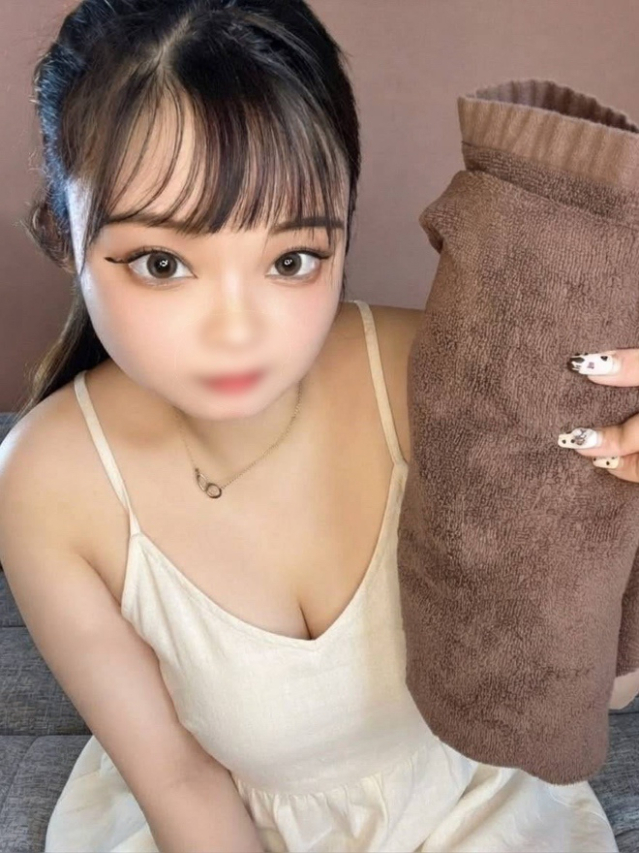 えれな（下関　快楽夫人）