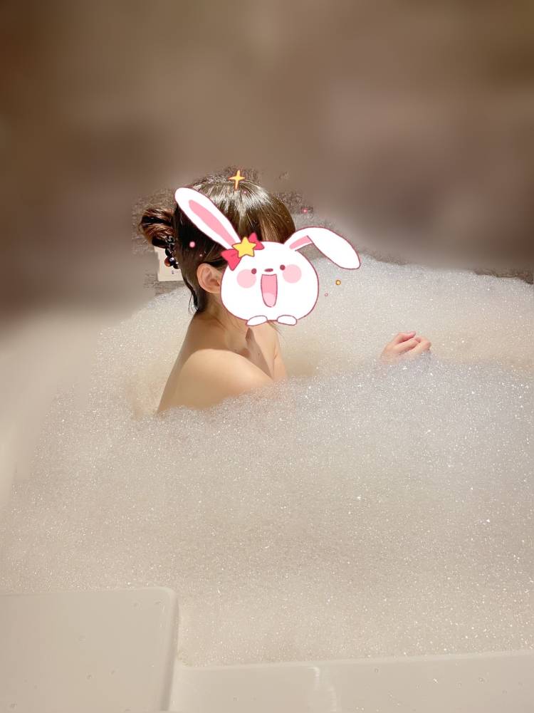 口に含まれる、って..