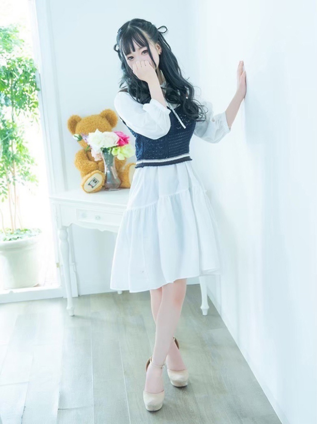 いくら【G美乳癒し系美少女】（Secret Service ～貴方とだけの秘密の無料オプション～）